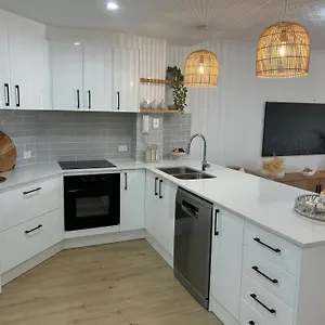 https://pacific-place-apartments.hotelsbyronbayaustralia.com