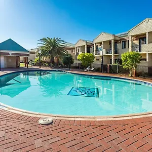 https://country-comfort-inter-city.hotelsperth.org